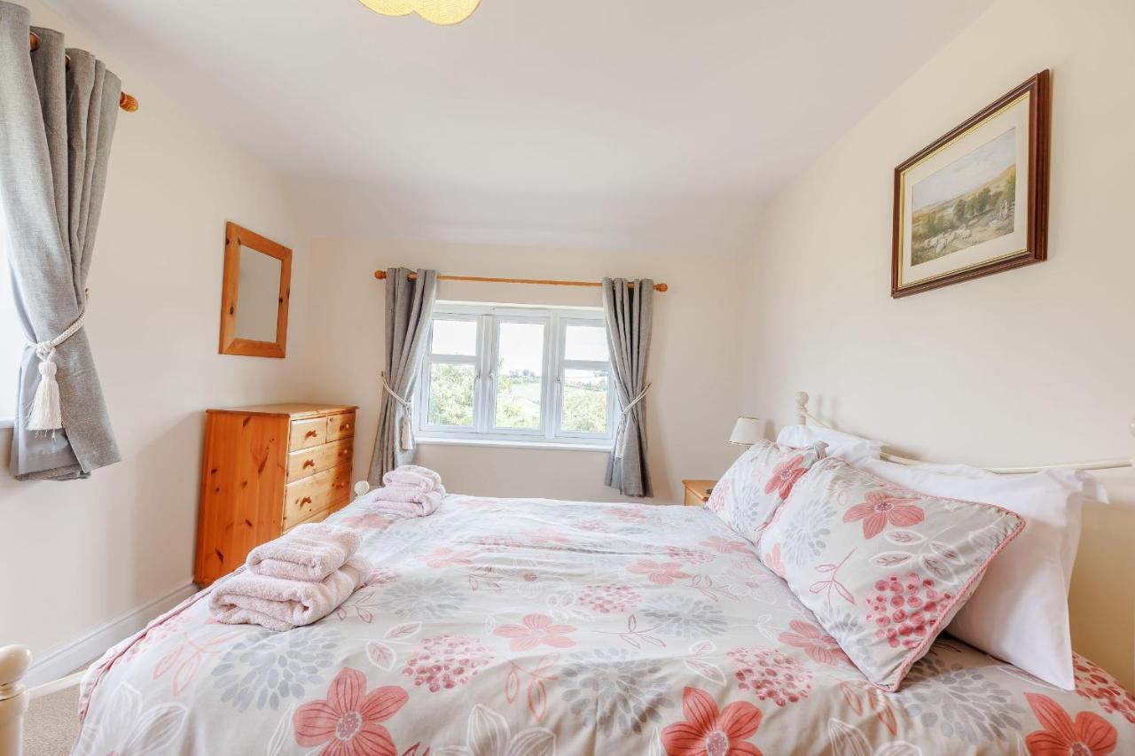 Wood Cottage Tenbury Ngoại thất bức ảnh