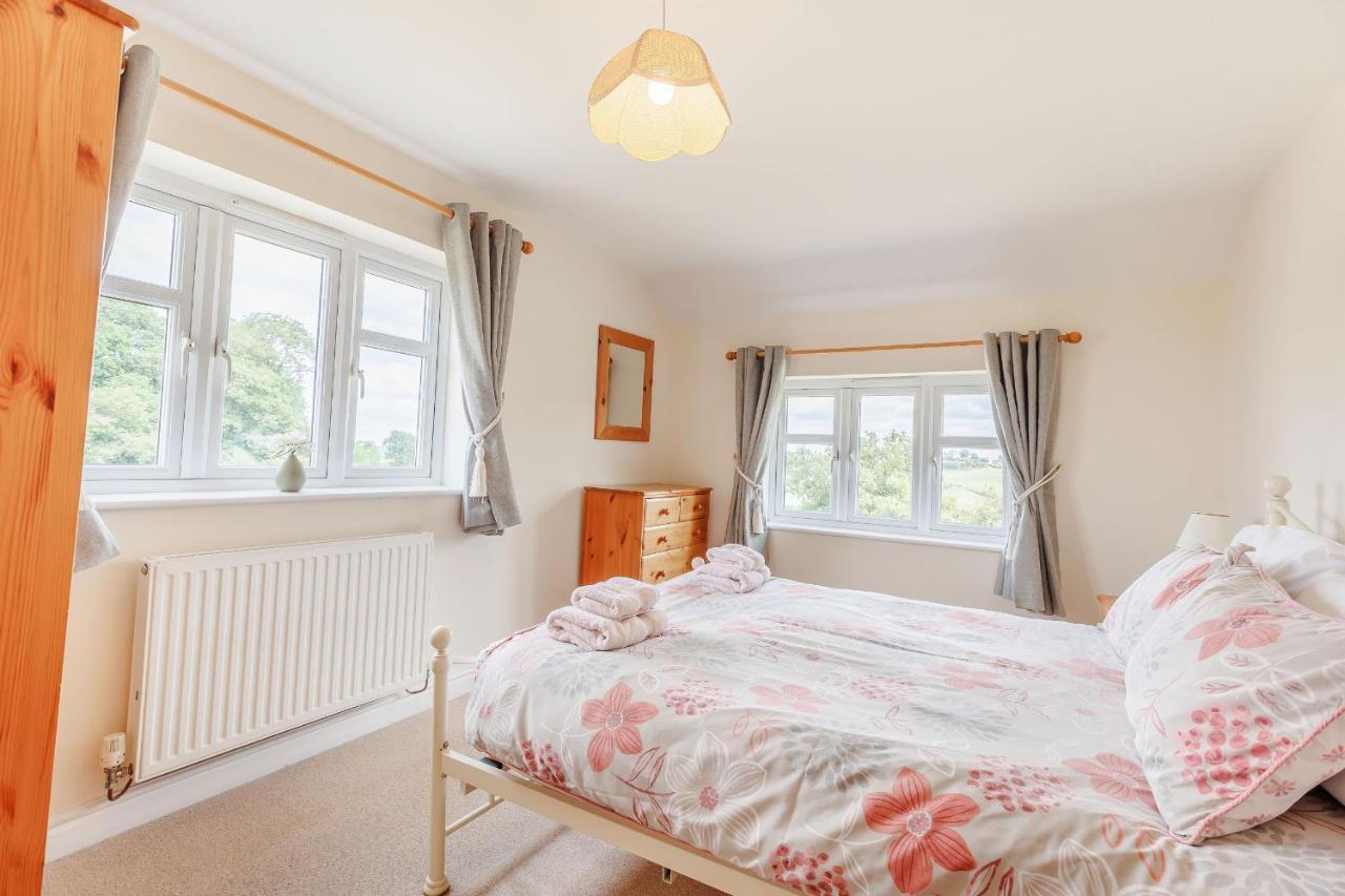 Wood Cottage Tenbury Ngoại thất bức ảnh